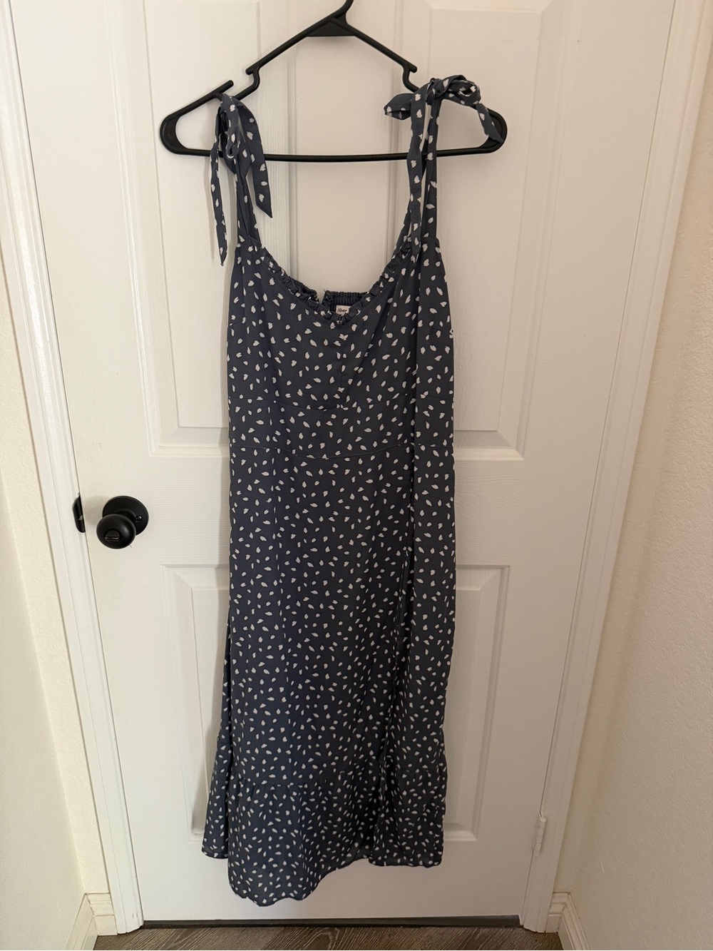 Abercrombie & Fitch Navy Midi Dress with White Dot Print and Tie Shoulders